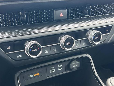 Used 2025 Honda CR-V Sport-L image 15