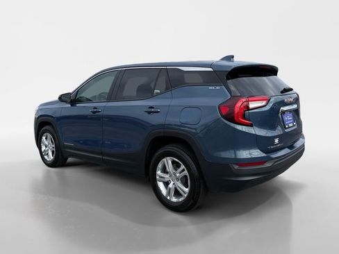 Used 2024 GMC Terrain SLE AWD/4WD image 4