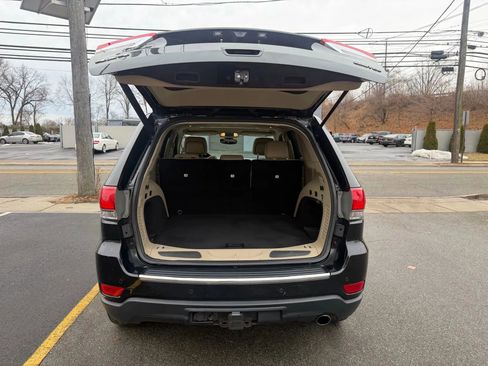 Used 2018 Jeep Grand Cherokee Limited w/ Trailer Tow Group IV image 28