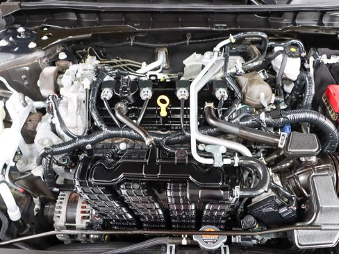 Used 2024 Nissan Altima 2.5 SV FWD image 28