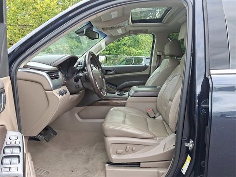 Used 2019 Chevrolet Tahoe LT image 15