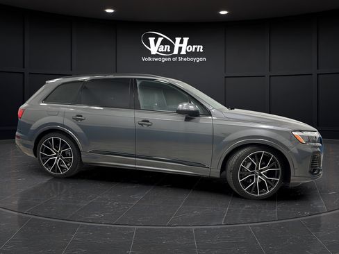 Used 2025 Audi Q7 3.0T Premium Plus w/ Premium Plus Package AWD/4WD image 8