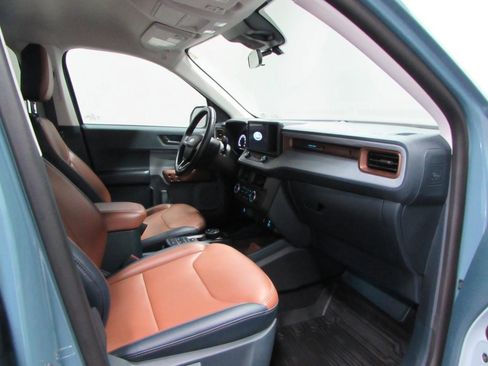 Used 2022 Ford Maverick Lariat w/ Lariat Luxury Package FWD image 17