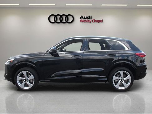 New 2025 Audi Q5 Premium Plus image 2