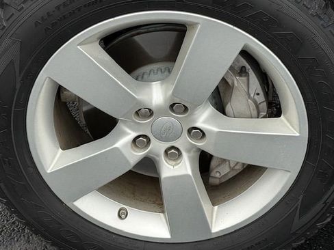 Used 2020 Land Rover Defender 110 First Edition image 9