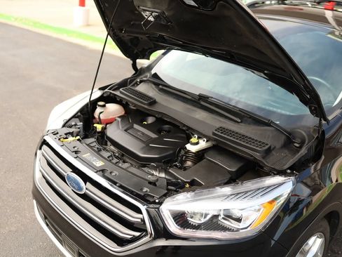 Used 2018 Ford Escape Titanium w/ Ford Safe & Smart Package FWD image 51