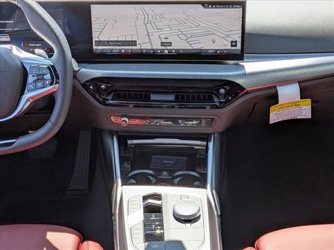 Used 2025 BMW 330i Sedan image 11