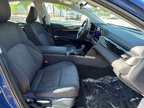 Certified 2025 Toyota Camry LE image 40