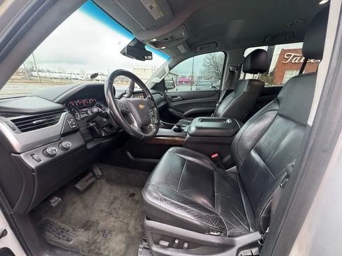 Used 2015 Chevrolet Suburban LT AWD/4WD image 13