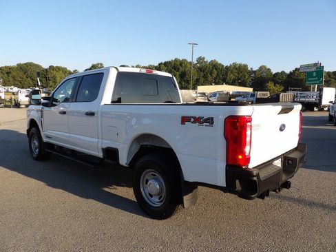 Used 2025 Ford F250 XL w/ XL Off-Road Package AWD/4WD image 4