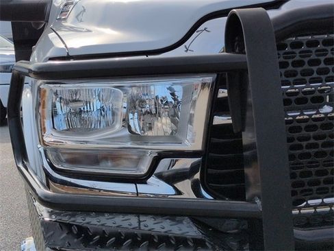 Used 2021 RAM 3500 Tradesman w/ Chrome Appearance Group image 9
