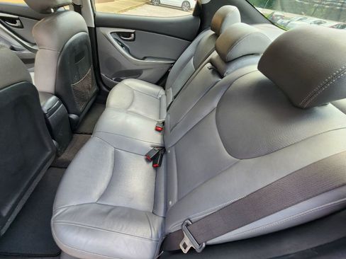 Used 2012 Hyundai Elantra Limited w/ Technology Pkg 5 image 9