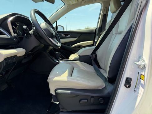 Used 2023 Subaru Ascent Limited AWD/4WD image 5