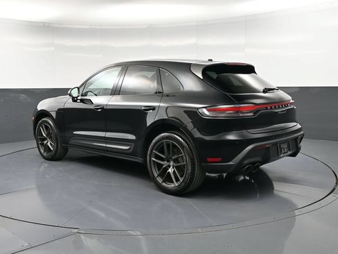 Certified 2023 Porsche Macan Turbo AWD/4WD image 3