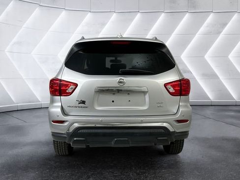 Used 2020 Nissan Pathfinder SL AWD/4WD image 5