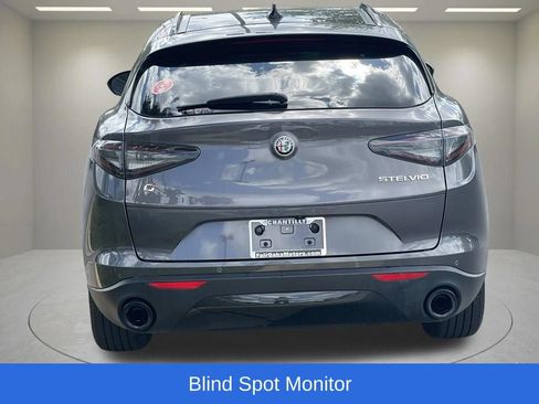 Used 2024 Alfa Romeo Stelvio Sprint AWD/4WD image 8