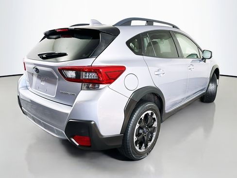 Used 2021 Subaru Crosstrek 2.0i Premium image 7