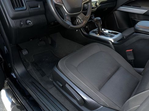 Used 2019 Chevrolet Colorado LT image 26