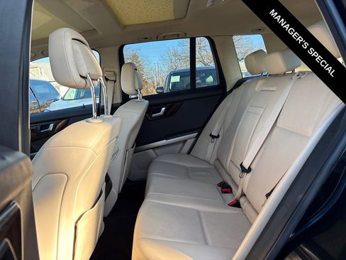 Used 2015 Mercedes-Benz GLK 350 2WD image 16