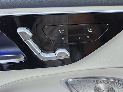 New 2025 Mercedes-Benz C 300 Sedan image 36