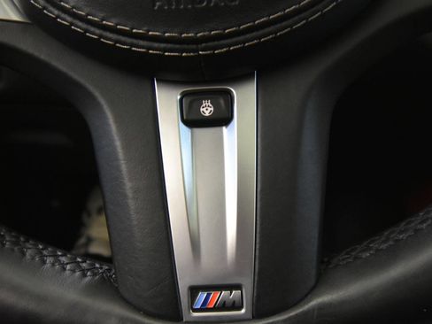 Used 2021 BMW X6 M50i w/ Premium Package image 28