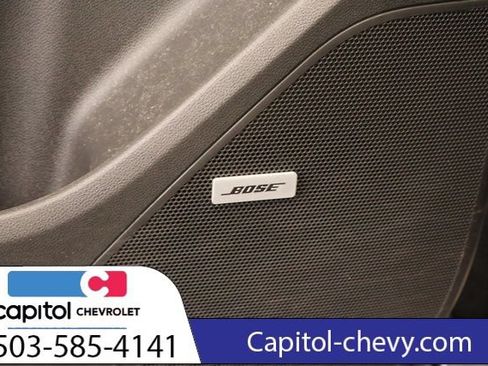 Used 2023 Chevrolet Bolt EUV Premier w/ Sun & Sound Package FWD image 13