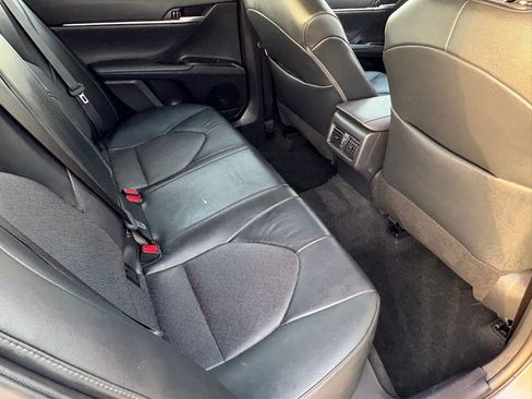 Used 2024 Toyota Camry XLE FWD image 37
