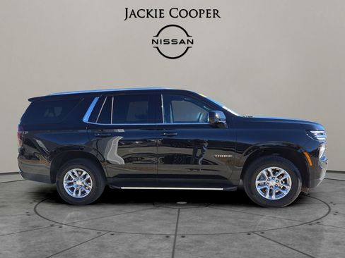 Used 2025 Chevrolet Tahoe LT image 6