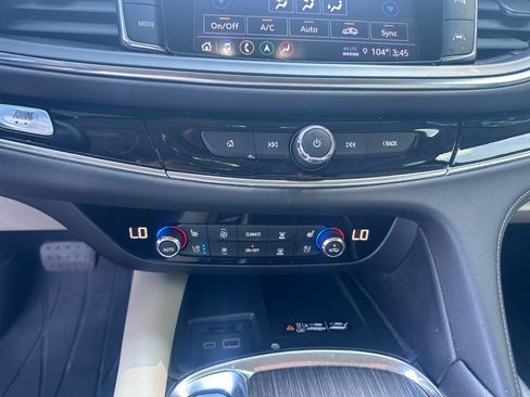 Used 2023 Buick Enclave Avenir w/ Avenir Technology Package FWD image 18