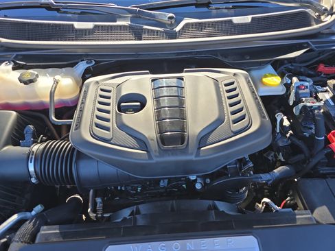 Certified 2024 Jeep Wagoneer Series I 4x2 image 30