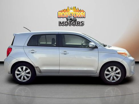 Used 2012 Scion xD FWD image 9