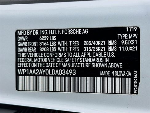 Certified 2020 Porsche Cayenne image 38