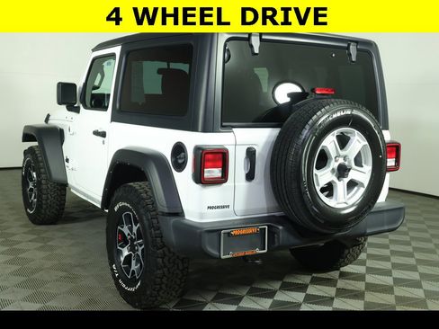 Used 2022 Jeep Wrangler Sport S image 4