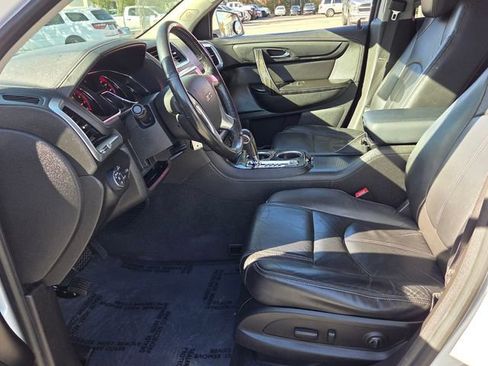 Used 2017 GMC Acadia Limited SLT image 9