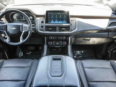 Used 2024 Chevrolet Suburban Premier RWD image 14