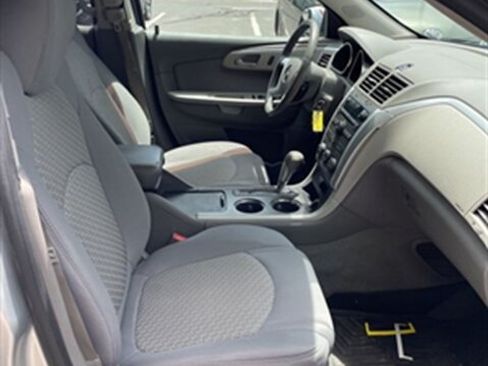 Used 2012 Chevrolet Traverse LS AWD/4WD image 12