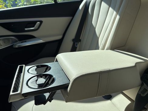 New 2026 Mercedes-Benz E 350 4MATIC Sedan image 19