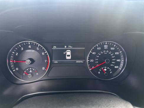 Used 2023 Kia Forte LXS w/ LXS Technology Package image 11