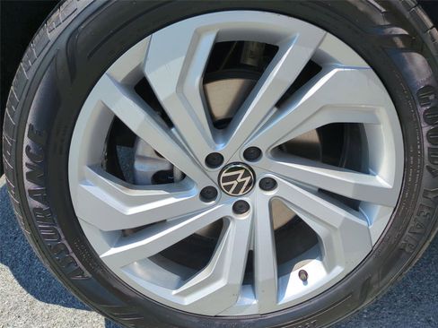 Used 2023 Volkswagen Atlas SE FWD image 21