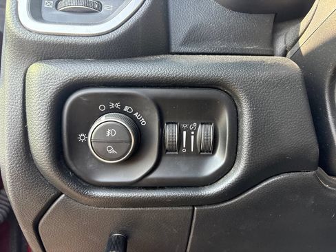 Used 2020 RAM 2500 Laramie AWD/4WD image 16