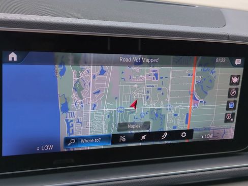 Used 2021 Mercedes-Benz GLS 450 4MATIC image 22