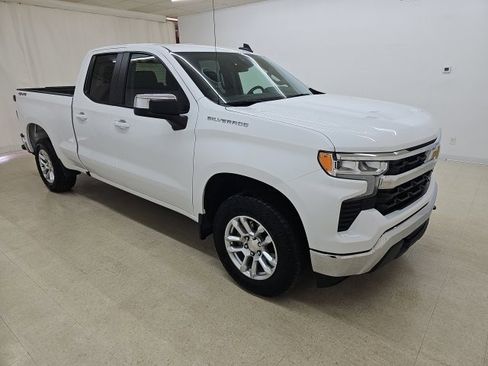 Used 2023 Chevrolet Silverado 1500 LT image 16