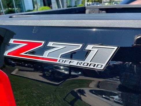 Used 2016 Chevrolet Silverado 1500 LTZ Z71 w/ LTZ Plus Package AWD/4WD image 30
