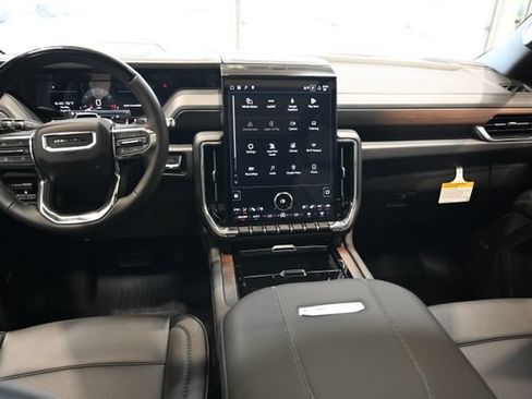 New 2026 GMC Yukon XL Denali w/ Denali Reserve Package AWD/4WD image 15