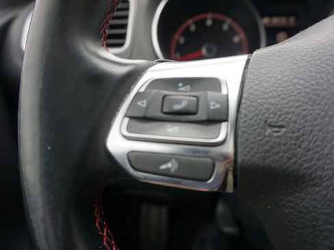 Used 2014 Volkswagen GTI Driver's Edition image 7