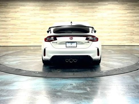 Used 2025 Honda Civic Type R image 17