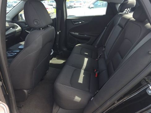 Used 2025 Chevrolet Malibu LT FWD image 7