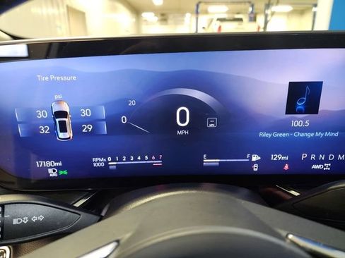 Used 2024 Buick Envision Sport Touring image 24