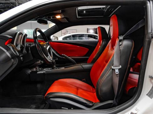 Used 2013 Chevrolet Camaro SS w/ RS Package RWD image 4
