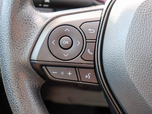 Used 2025 Toyota RAV4 LE FWD image 14